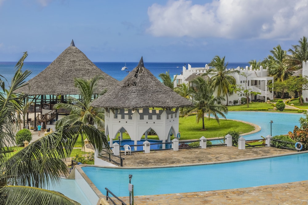 Royal Zanzibar Beach Resort All Inclusive — Swimming pool in Nungwi, Zanzibar North