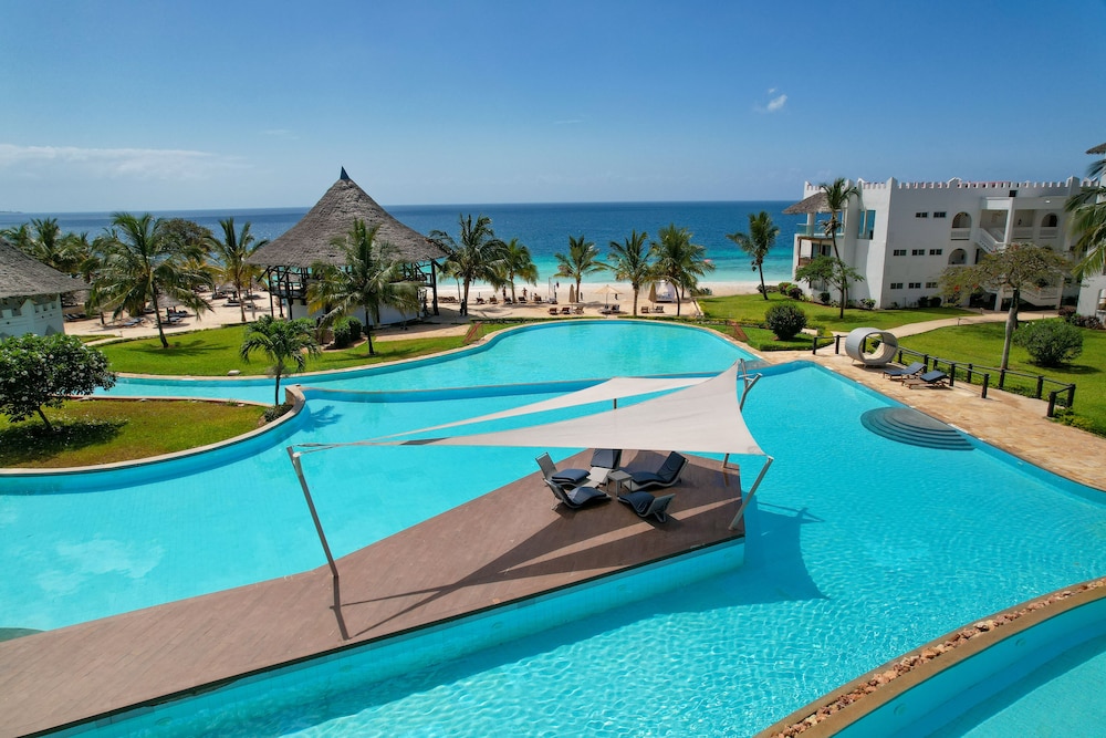 Royal Zanzibar Beach Resort All Inclusive — Swimming pool in Nungwi, Zanzibar North