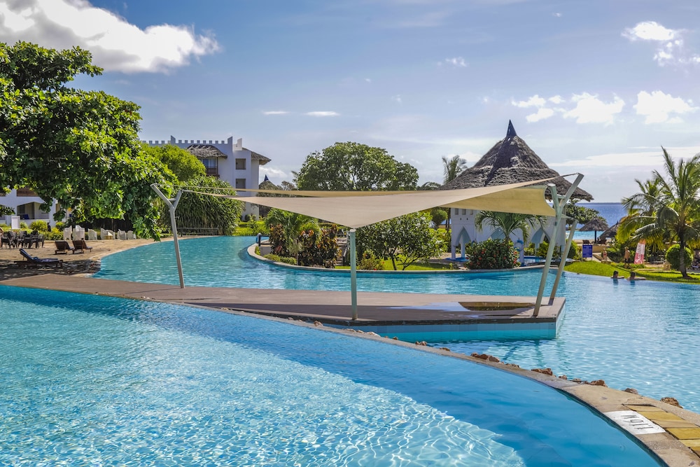 Royal Zanzibar Beach Resort All Inclusive — Swimming pool in Nungwi, Zanzibar North