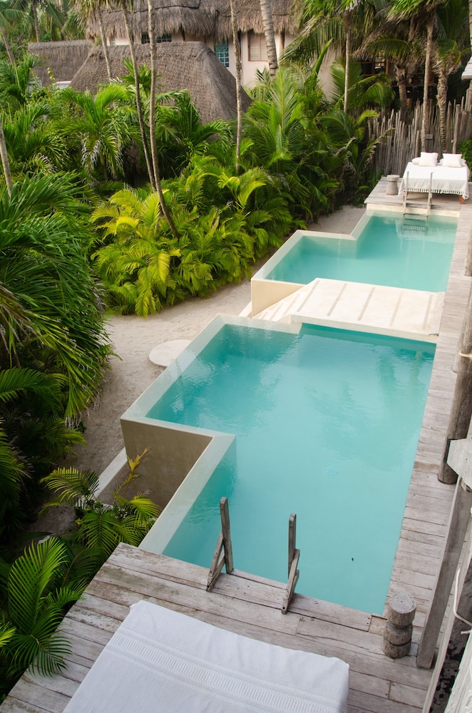 La Valise Tulum, Member of Small Luxury Hotels — Swimming pool in Tulum, Quintana Roo
