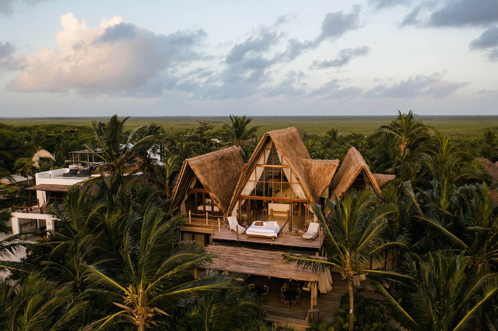 La Valise Tulum, Member of Small Luxury Hotels — Hotel building in Tulum, Quintana Roo