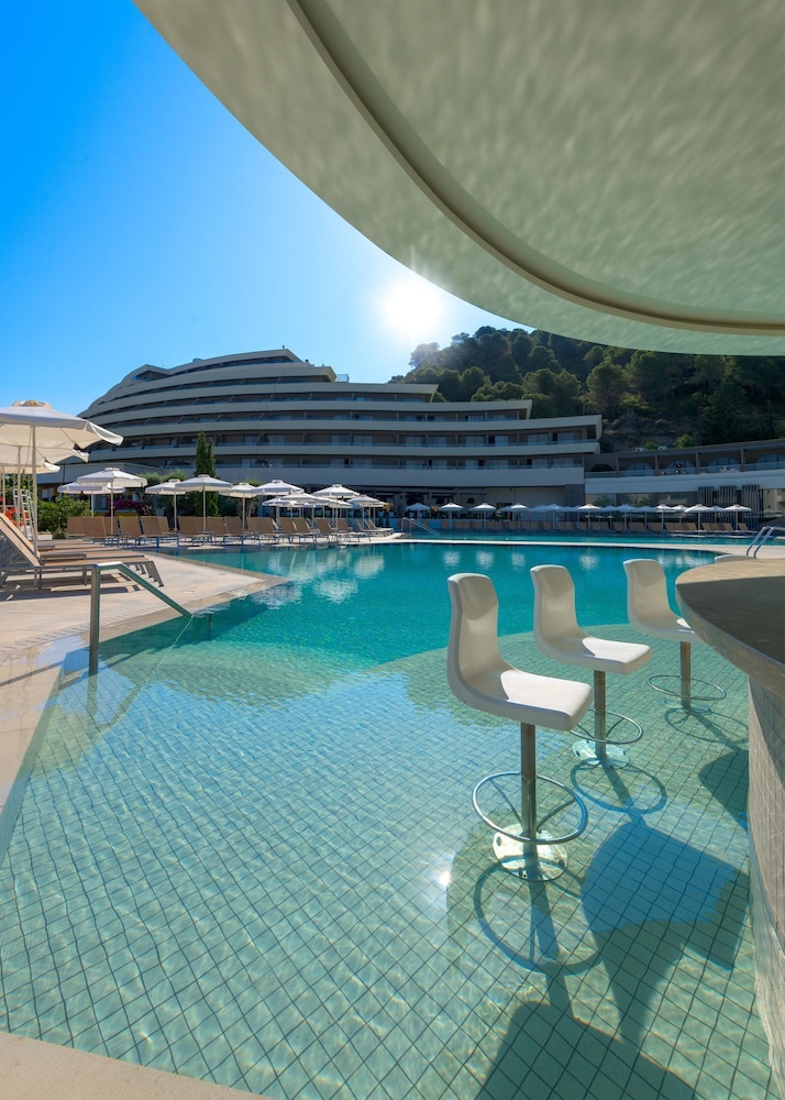 Olympic Palace Resort Hotel & Convention Center — Swimming pool in Rhodes Town, South Aegean