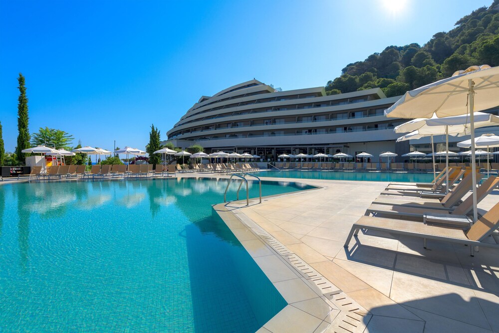 Olympic Palace Resort Hotel & Convention Center - zdjęcie 2
