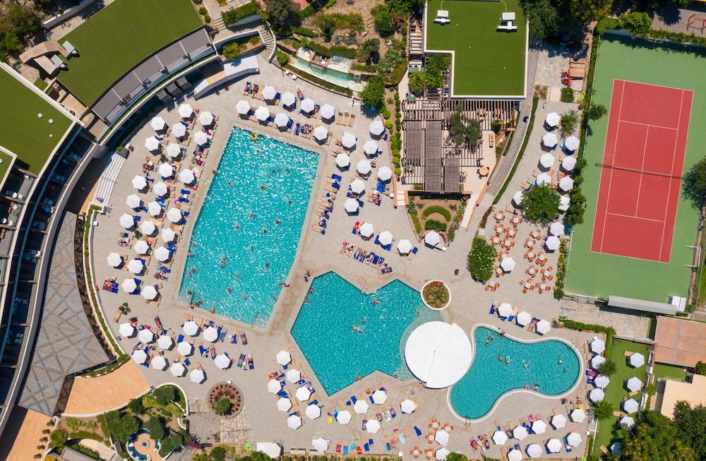 Olympic Palace Resort Hotel & Convention Center — Swimming pool in Rhodes Town, South Aegean