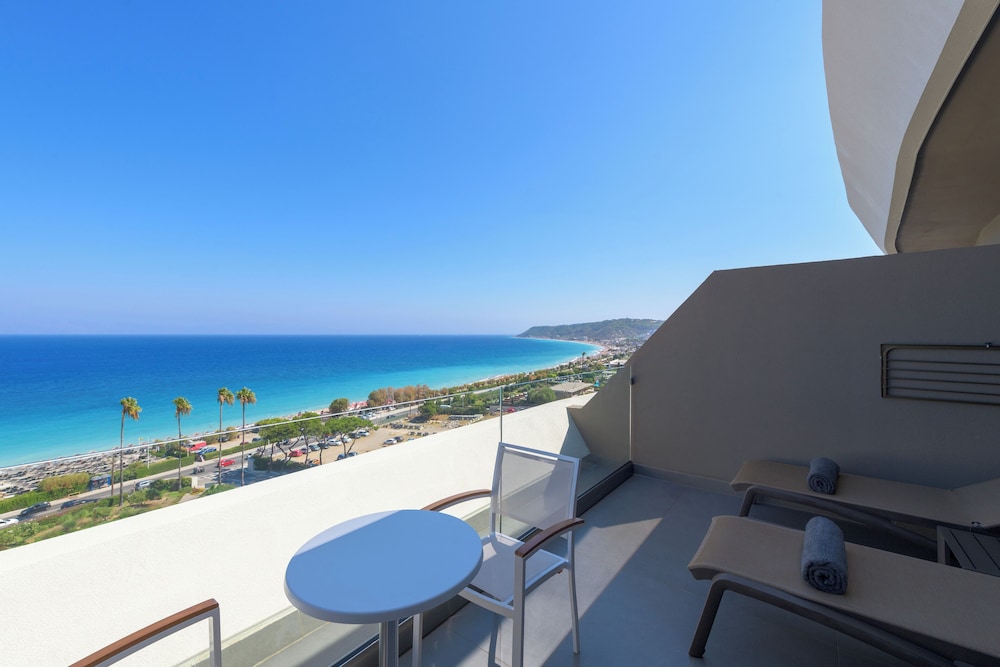 Olympic Palace Resort Hotel & Convention Center — Hotel rooms in Rhodes Town, South Aegean