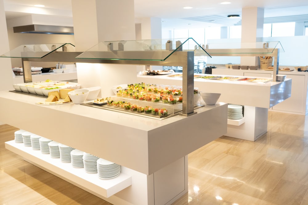 Hotel Millor Sol — Restaurant & bars in Cala Millor, Balearic Islands