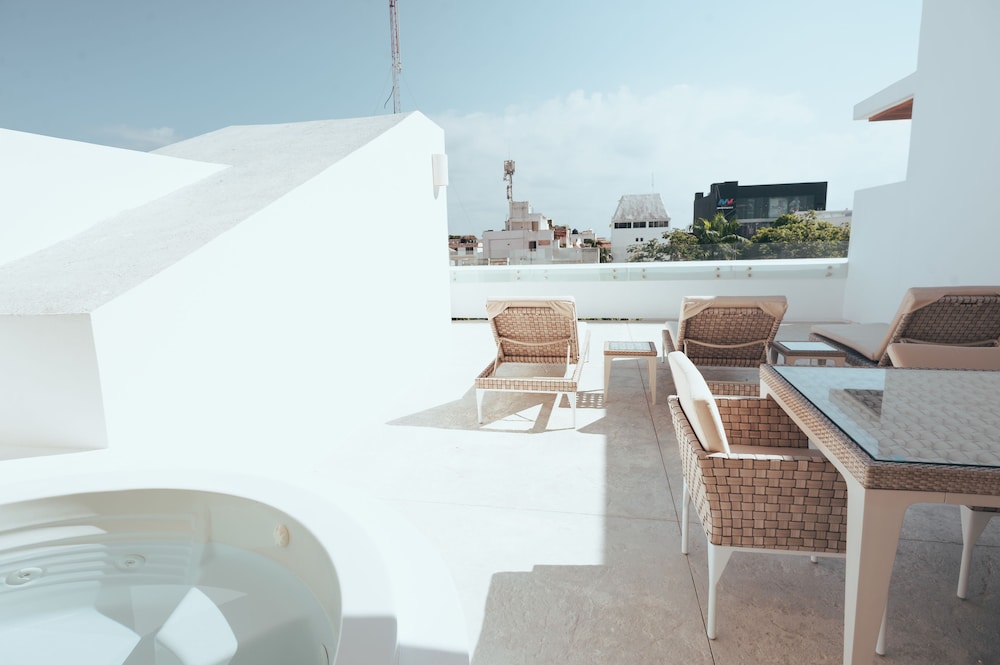 Antera Hotel & Residences — Rooms in Playa del Carmen, Quintana Roo