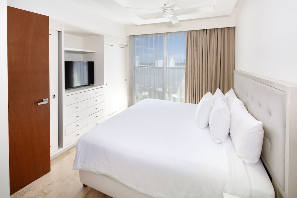 Antera Hotel & Residences — Rooms in Playa del Carmen, Quintana Roo