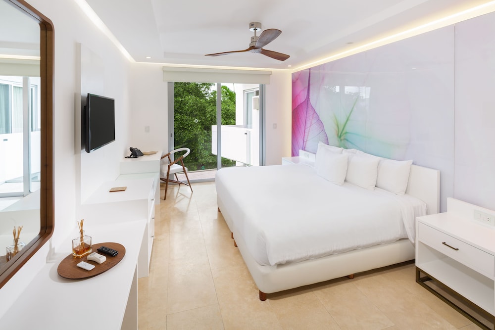 Antera Hotel & Residences — Rooms in Playa del Carmen, Quintana Roo