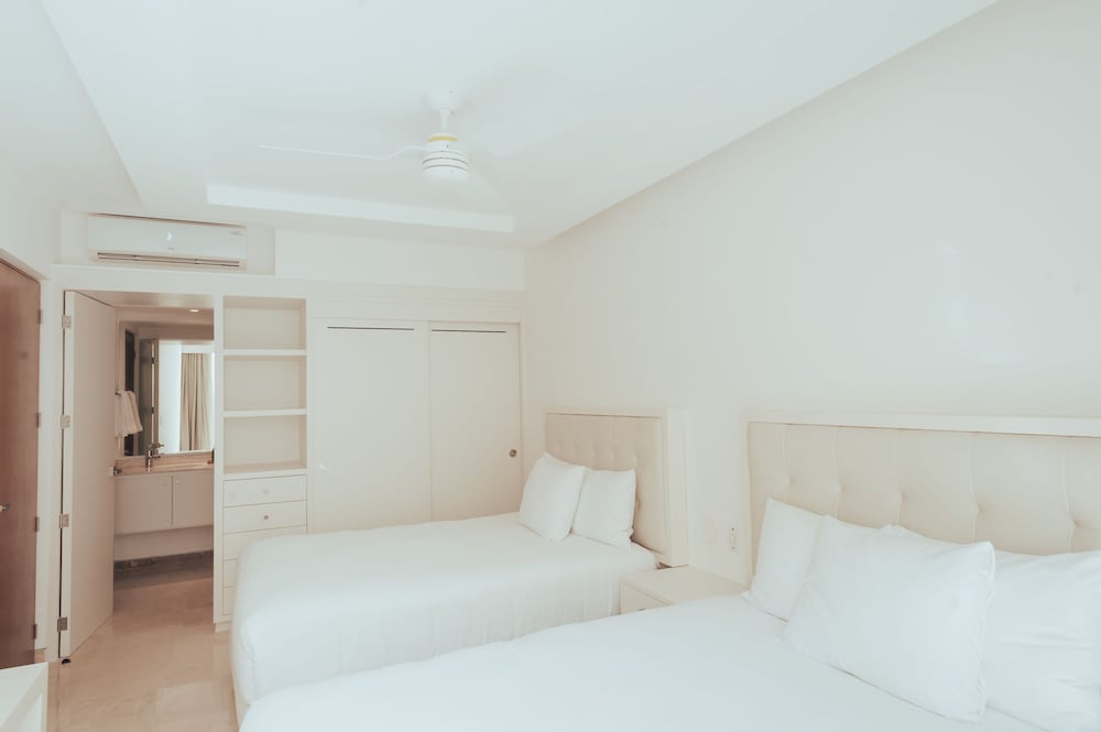 Antera Hotel & Residences — Rooms in Playa del Carmen, Quintana Roo