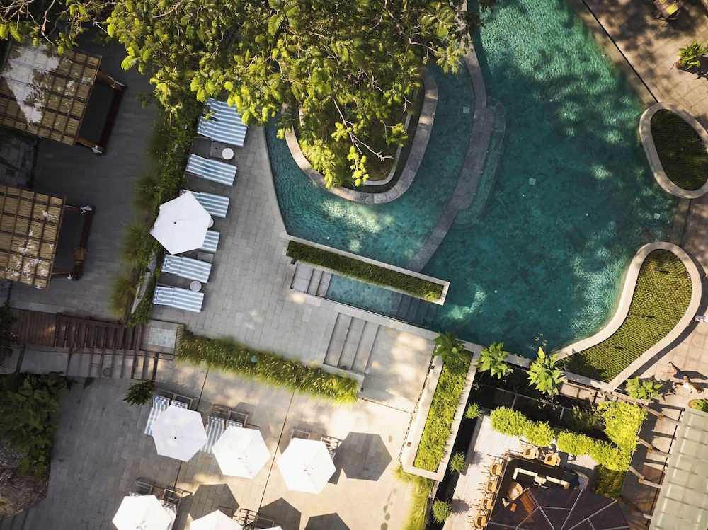 Dinso Resort & Villas Phuket, Vignette Collection by IHG — Swimming pool in Patong Beach, Phuket Province
