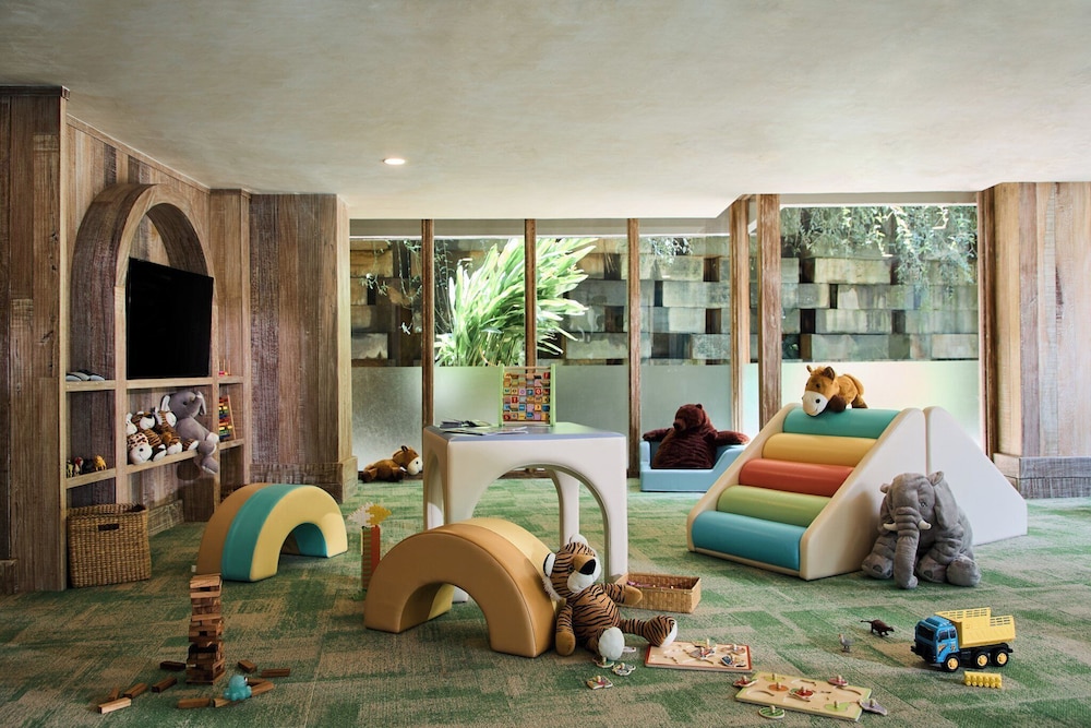 Dinso Resort & Villas Phuket, Vignette Collection by IHG — Attractions for children in Patong Beach, Phuket Province