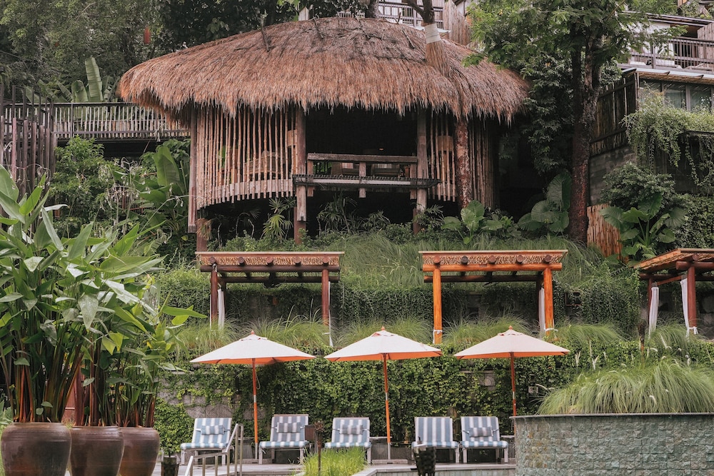 Dinso Resort & Villas Phuket, Vignette Collection by IHG — Swimming pool in Patong Beach, Phuket Province