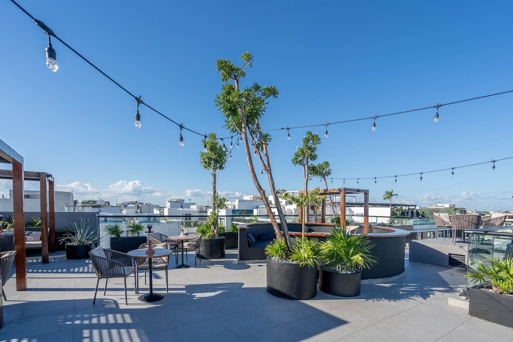 IT Boutique Hotel & Restaurant — Rooms in Playa del Carmen, Quintana Roo