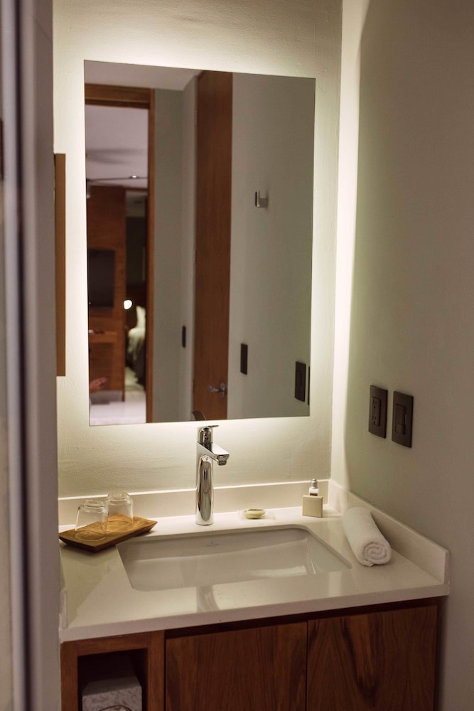 IT Boutique Hotel & Restaurant — Rooms in Playa del Carmen, Quintana Roo