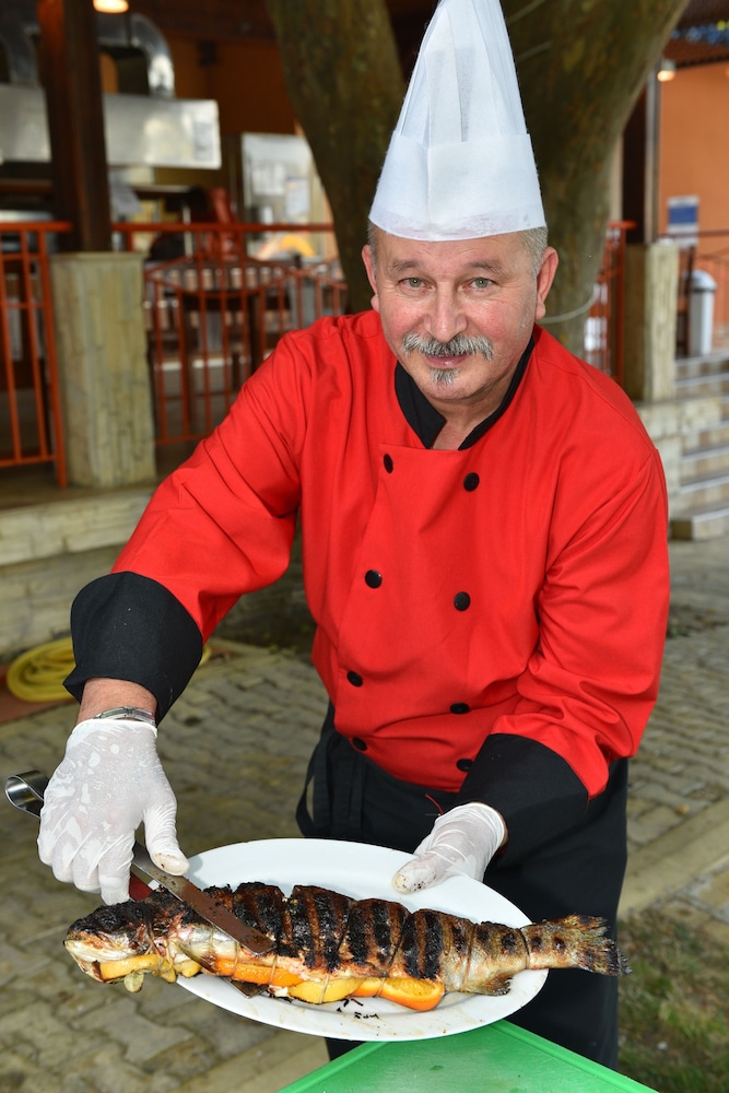 Hotel Kaliakra Beach - Ultra All Inclusive — Restaurant & bars in Albena, Dobrich