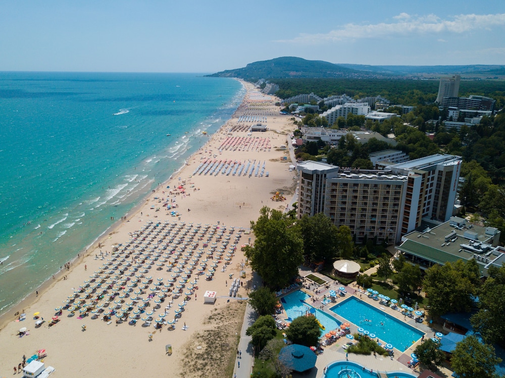 Hotel Kaliakra Beach - Ultra All Inclusive — Beach in Albena, Dobrich