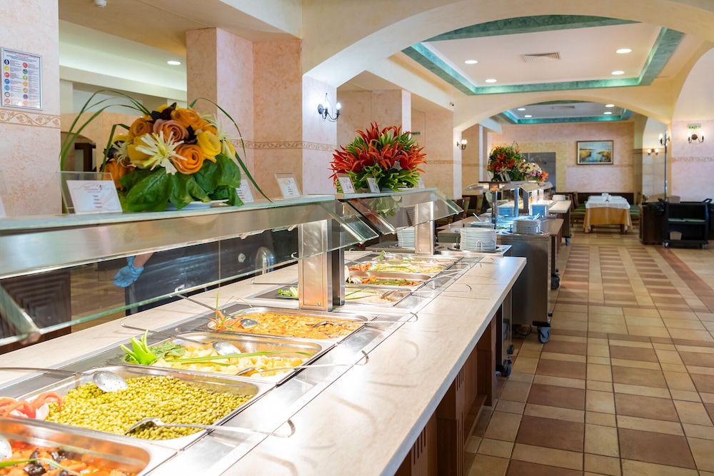 Hrizantema- All Inclusive Hotel — Restaurant in Sunny Beach, Burgas Region