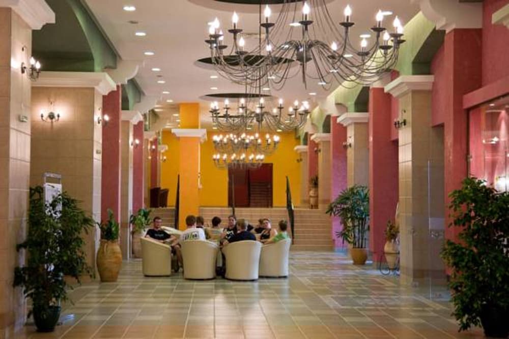 Hrizantema- All Inclusive Hotel — Restaurant in Sunny Beach, Burgas Region