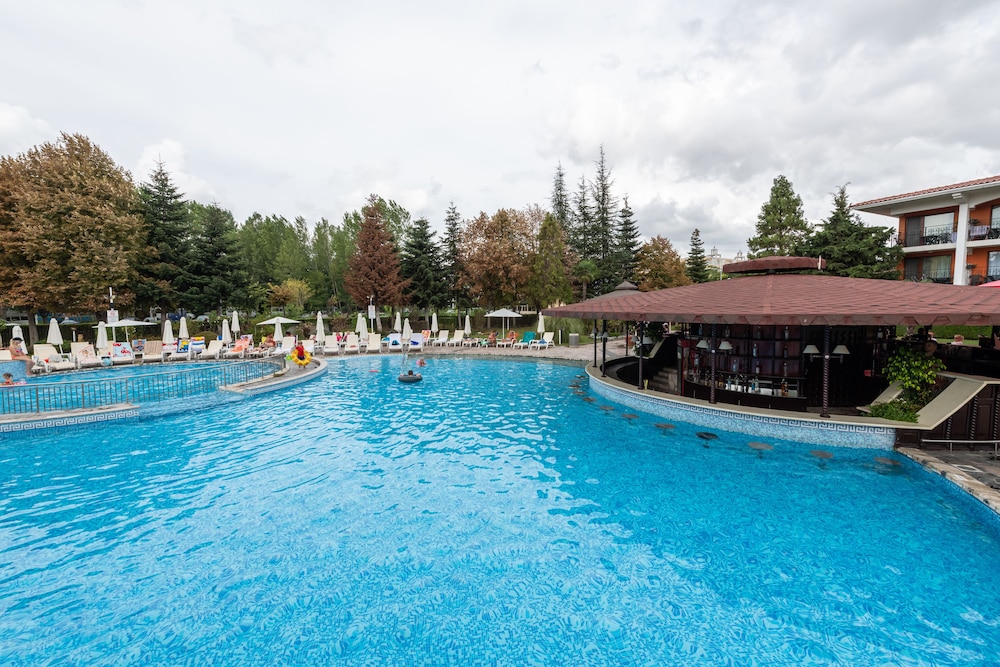 Hrizantema- All Inclusive Hotel — Restaurant in Sunny Beach, Burgas Region
