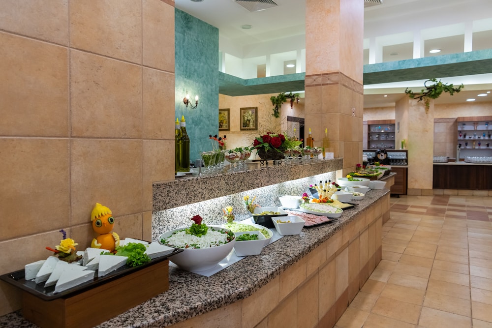 Hrizantema- All Inclusive Hotel — Restaurant in Sunny Beach, Burgas Region