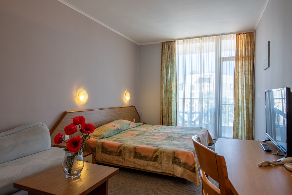 Hrizantema- All Inclusive Hotel — Rooms in Sunny Beach, Burgas Region