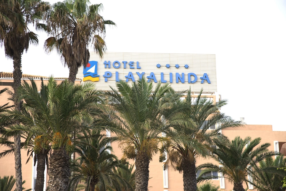 Playalinda Hotel — Hotel building in Roquetas de Mar, Andalusia