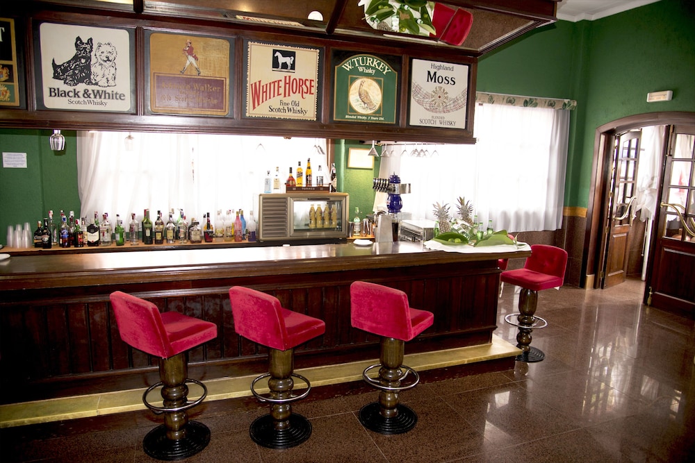 Playalinda Hotel — Restaurant & bars in Roquetas de Mar, Andalusia