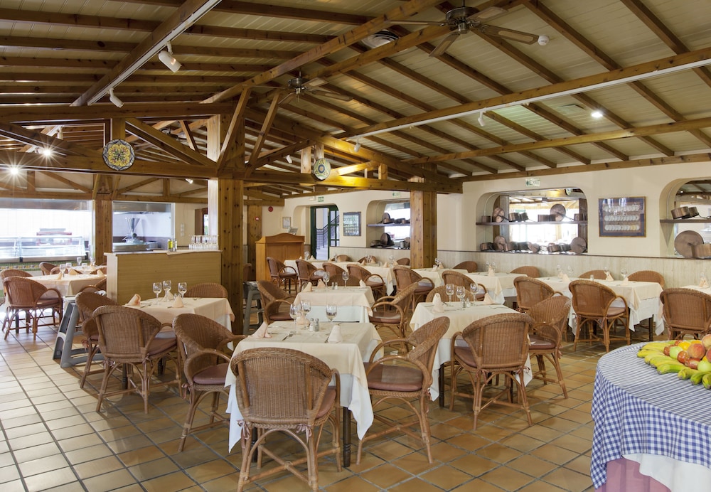 Playalinda Hotel — Restaurant & bars in Roquetas de Mar, Andalusia