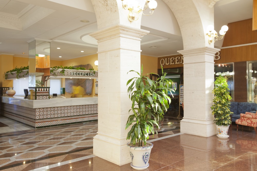 Playalinda Hotel — Hotel building in Roquetas de Mar, Andalusia
