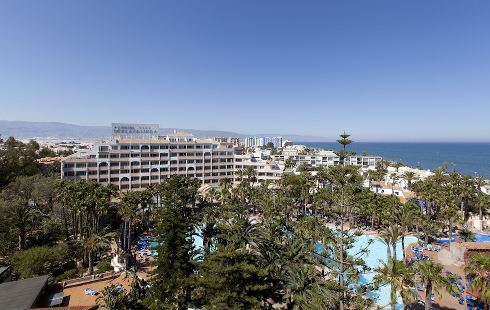 Playalinda Hotel — Hotel building in Roquetas de Mar, Andalusia