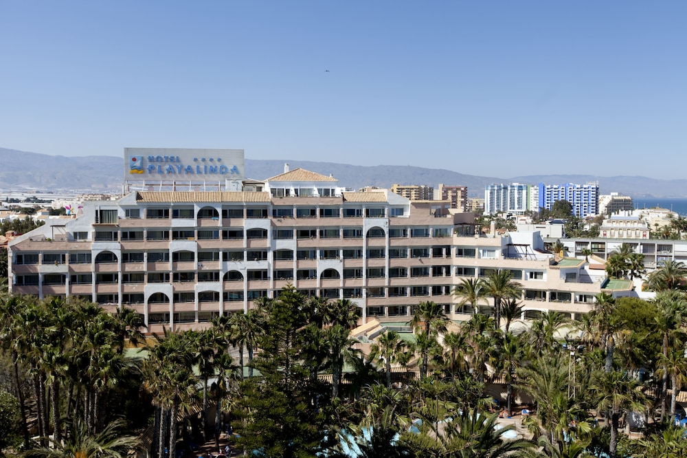 Playalinda Hotel — Hotel building in Roquetas de Mar, Andalusia