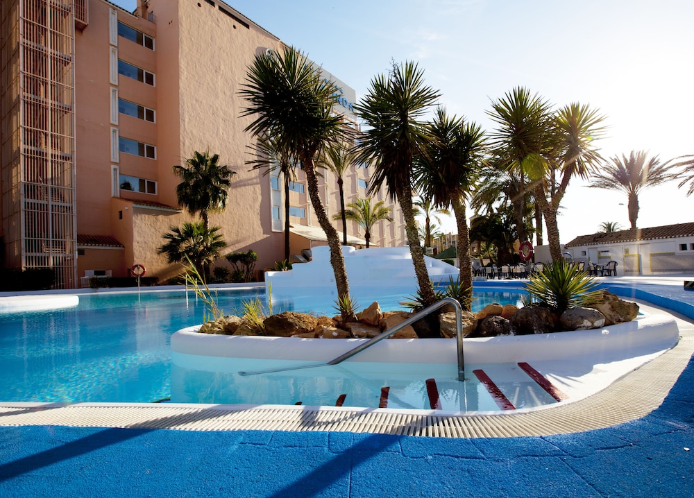 Playalinda Hotel — Swimming pool in Roquetas de Mar, Andalusia