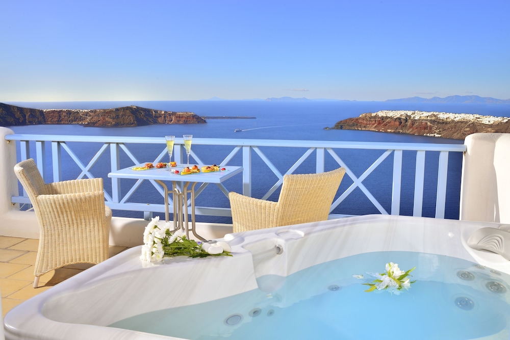 Absolute Bliss — Spa in Imerovigli, South Aegean