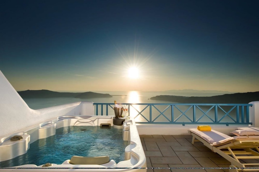 Absolute Bliss — Spa in Imerovigli, South Aegean
