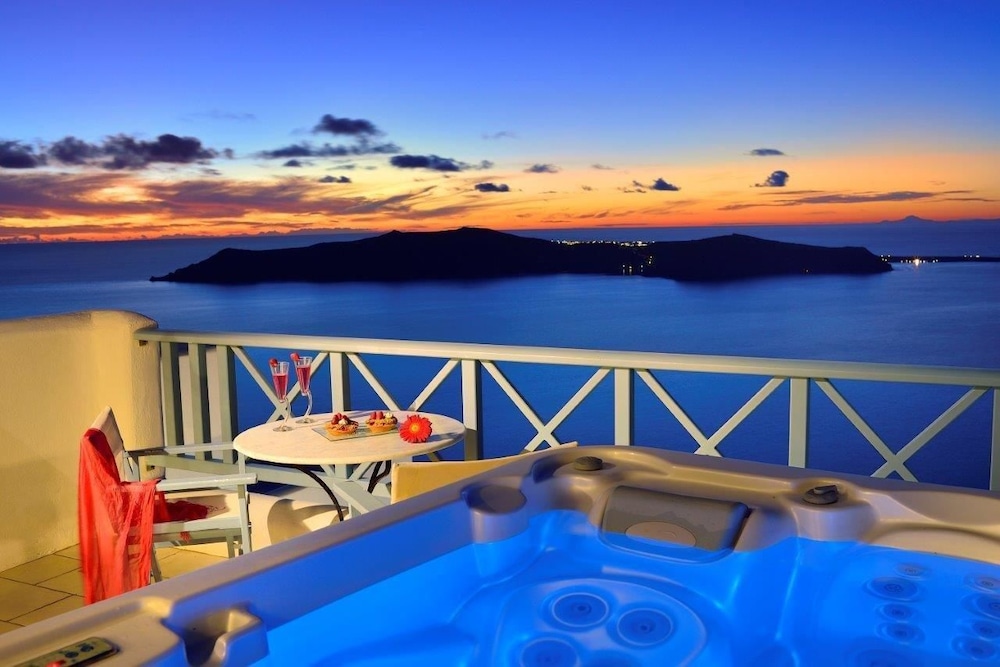Absolute Bliss — Spa in Imerovigli, South Aegean