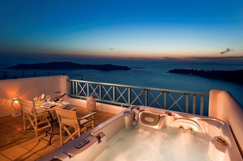 Absolute Bliss — Spa in Imerovigli, South Aegean