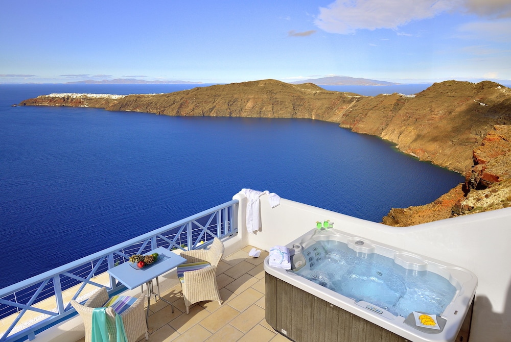 Absolute Bliss — Spa in Imerovigli, South Aegean