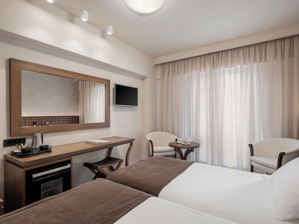 Civitel Akali Hotel — Hotel rooms in Chania