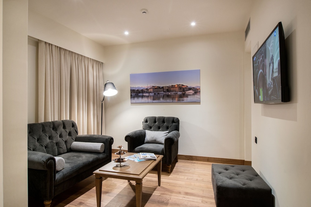 Civitel Akali Hotel — Hotel rooms in Chania
