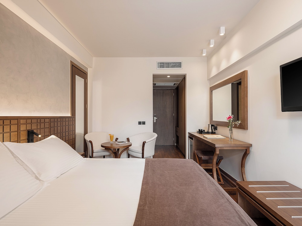 Civitel Akali Hotel — Hotel rooms in Chania