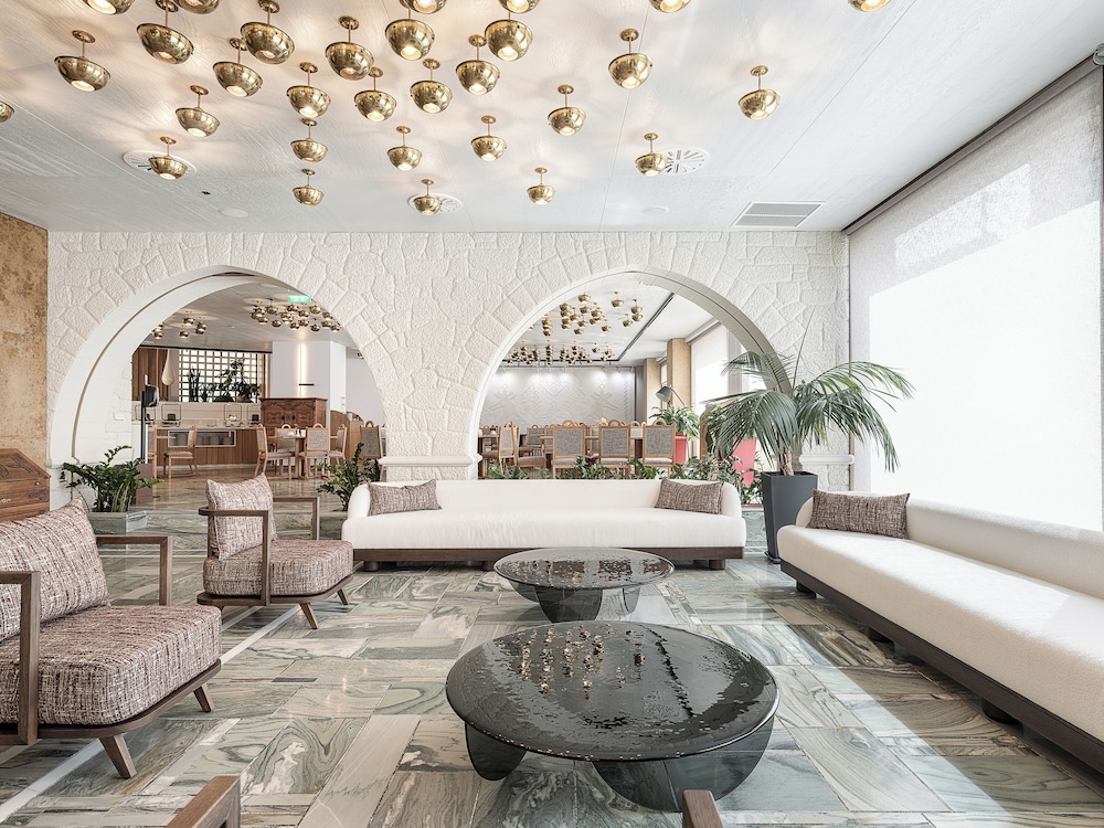 Civitel Akali Hotel — Restaurant & bars in Chania