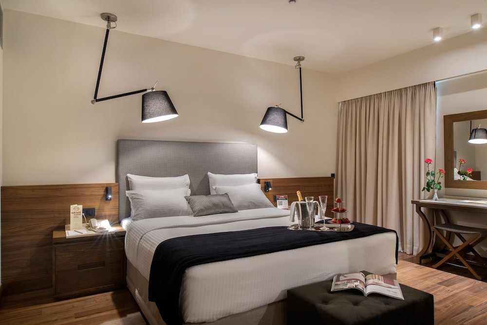 Civitel Akali Hotel — Hotel rooms in Chania