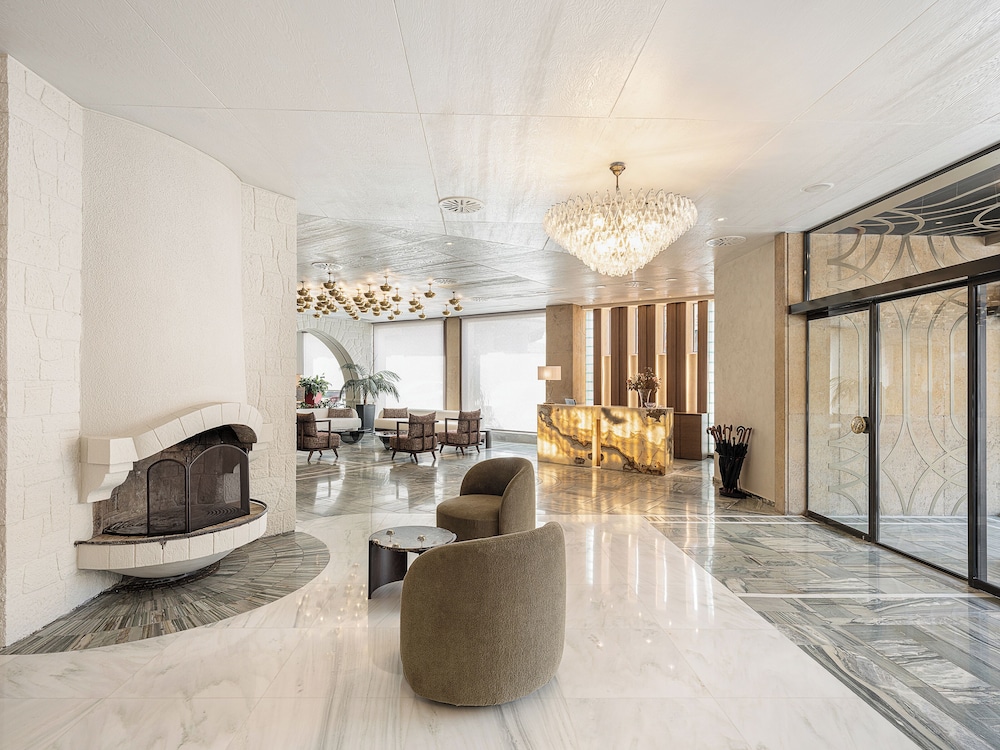 Civitel Akali Hotel — Hotel building in Chania