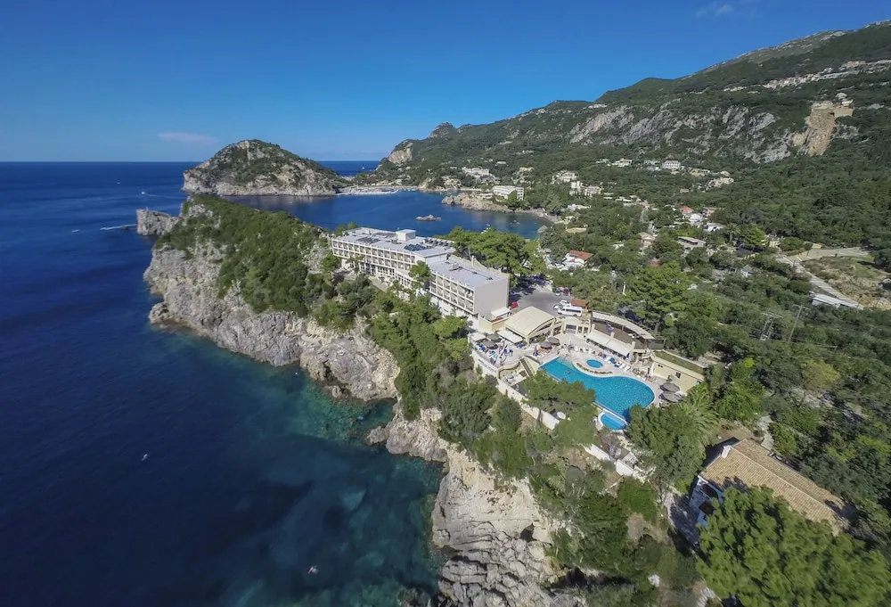 Akrotiri Beach Resort & Spa - Adult Friendly