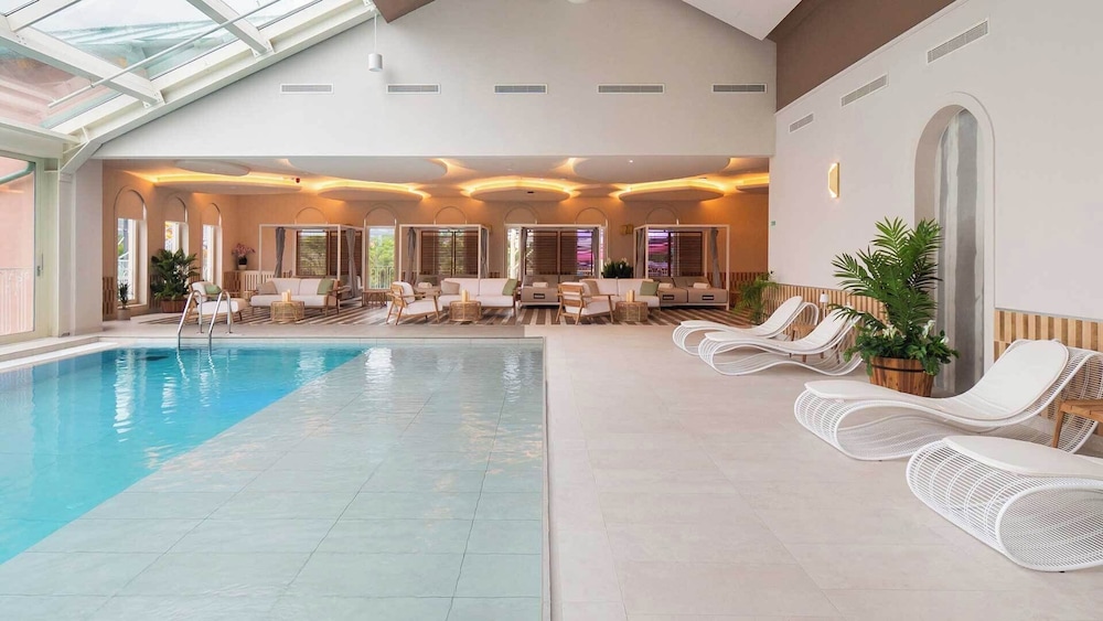 Amadria Park Beach Hotel Niko — Swimming pool in Šibenik, Šibenik-Knin