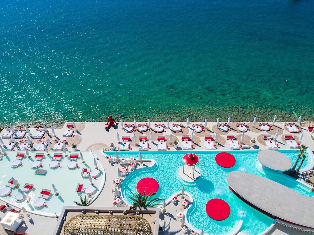 Amadria Park Beach Hotel Niko — Swimming pool in Šibenik, Šibenik-Knin