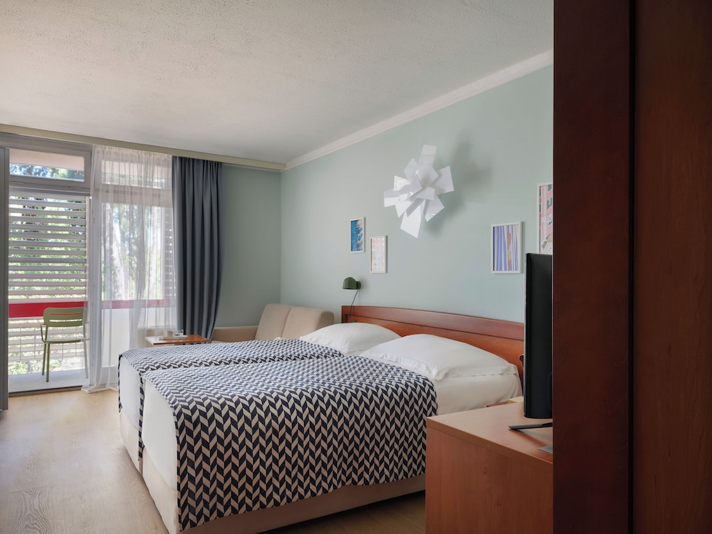 Amadria Park Beach Hotel Niko — Hotel rooms in Šibenik, Šibenik-Knin