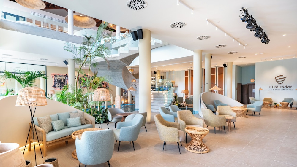 HD Lobos Natura Fuerteventura — Restaurant & bars in Corralejo, Canary Islands