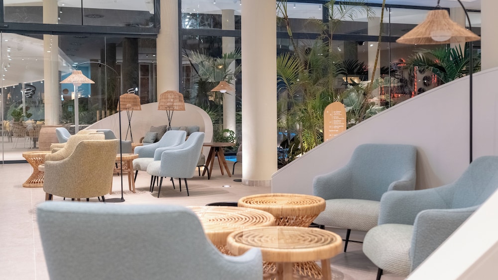 HD Lobos Natura Fuerteventura — Hotel building in Corralejo, Canary Islands